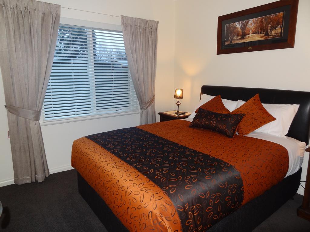 Hahndorf Oak Tree Cottages Ruang foto
